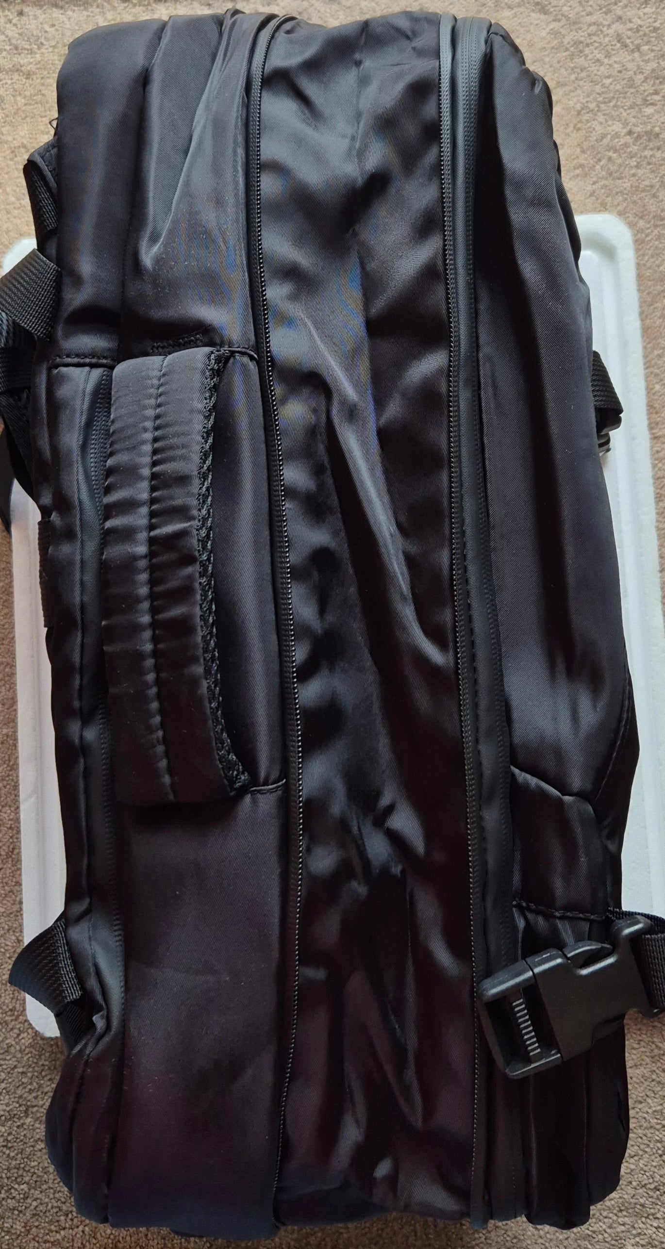 Smell Proof Expandable Vacuum Sealed Travel Bag - Large